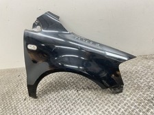 Kotflügel Rechts 5Z0821022E VW Fox 1.2 5 Z Limousine Farbe L041 Schwarz Bj 2006