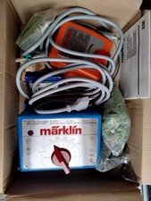 2 Märklin Trafos, 1 Märklin Stellwerk, Diverses Streumaterial