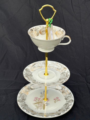 Etagere aus omas - etagere,