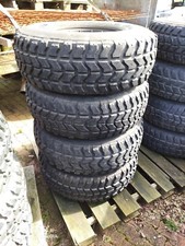 Hummer Reifen H1 auf 2 teilige Felgen