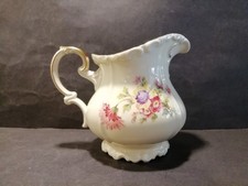 Alter großer Sahnegiesser