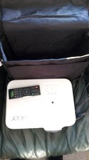 Beamer Acer H5382BD H5382 BD mit Fernbedienung, Tasche und Kaltgerätestecker 