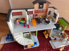 Playmobil Citylife-Schule mit Turnhalle