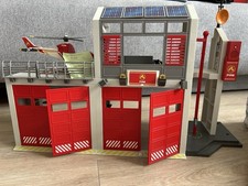 Playmobil Feuerwehr Station 9462 mit Hubschrauber