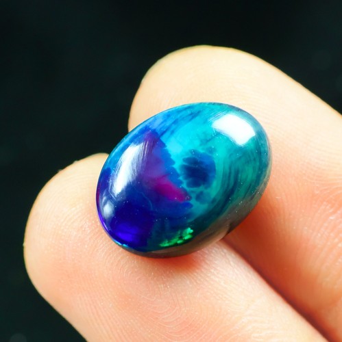 Schwarzer opal - ct,