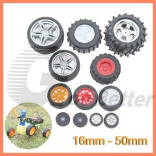 Gummi Räder Reifen Montage