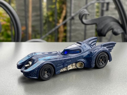 Hot wheels batmobile - wheels, |