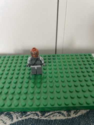 Lego star wars minifigur nikto - star,