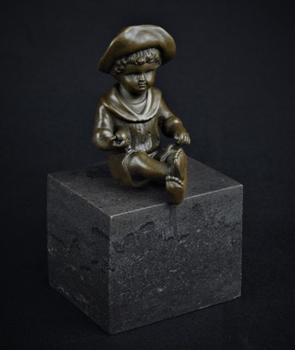 Bronze figur kleiner junge - figur,