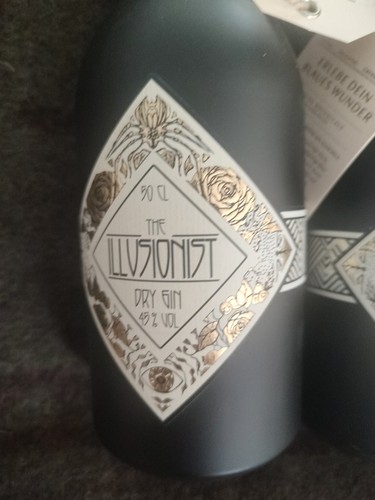 The illusionist dry gin - illusionist,