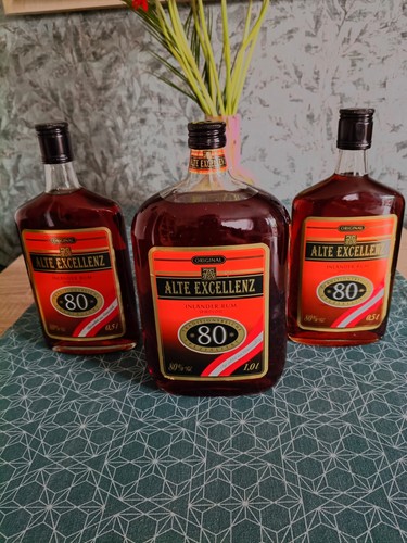 Flaschen rum - 3, 80%