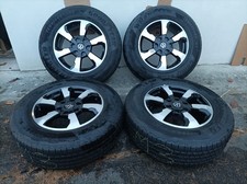 4 VW Amarok Ford Ranger
