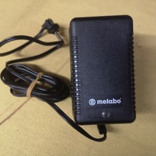  Akku`s universal Ladegerät Netzgerät 2,4V 4,8V 6V 7.2V 9V12V 14,4V 15,6 16,8 18