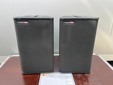 2x TW Audio M10 Lautsprecher | 2x Flugbügel | 2x Hülle/Cover | 1x CASE