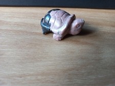 Kleine Rhodonit Schildkröte Figur Carving Edelstein Heilstein Crystal
