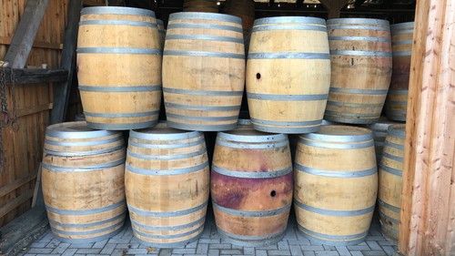 Original gebrauchtes weinfass - gebrauchtes,