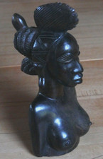 Deko - Afrikanische Massaifrau aus Ebenholz 24 cm hoch  11 cm breit