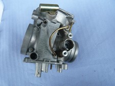 Suzuki DR 650 SE  Typ SP46 B   Vergaser Gehäuse Body Housing Carburetor