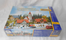 Plastoy H0 Bausatz Dorfset - Grünstein -  unverbaut ungeöffneter Karton  M 1:87