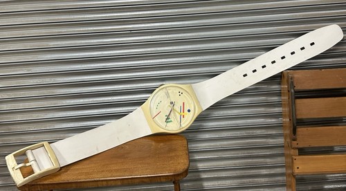 Vintage oversized swatch - vintage,