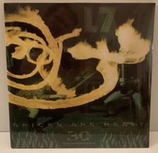 L7 Bricks Are Heavy (Limited