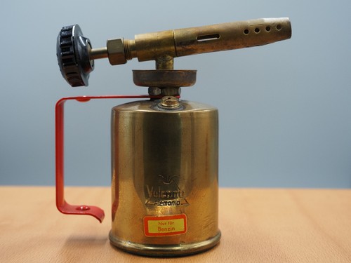 Antike lötlampe vulcano - lötlampe,