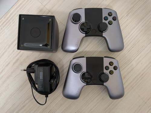 Ouya spielekonsole mit zwei - ouya,
