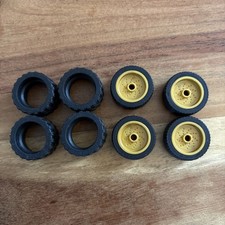 LEGO TECHNIC 8 Reifen + 4