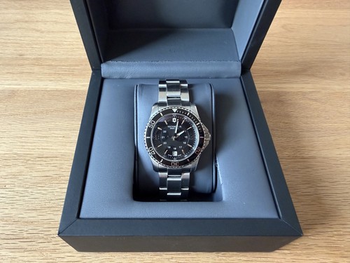 Victorinox maverick small - victorinox,