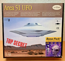 Testors 576X Area 51 UFO 1:48