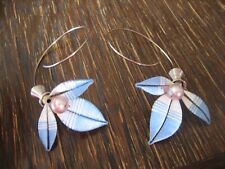 reizende Designer Ohrringe Blume Blüte Seidenblume Wickelblume Jiayi Zhang neu