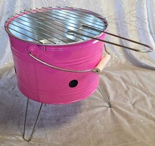 Eimergrill Grill Rosa Pink 3-Bein Campinggrill Outdoor Grilleimer