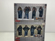 2x SCHUCO DIE LUDOLFS FIGURE