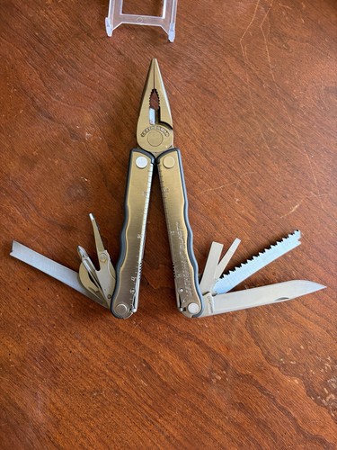 Leatherman blast multitool - blast,