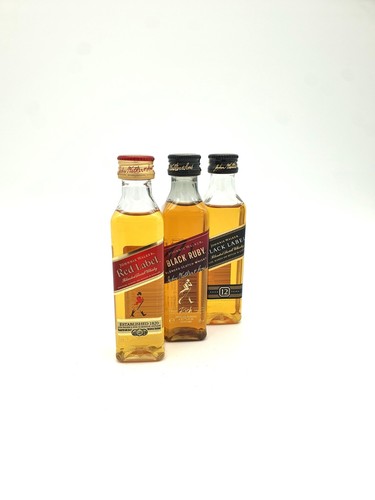 Johnnie walker whisky - walker,