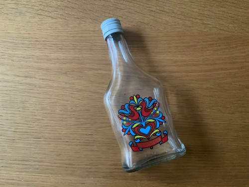 Vintage leere schnapsflasche - vintage,