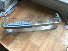 HAIER .Türfach ,Flaschenfach . 48,7(44,5)x11,5x10 cm.