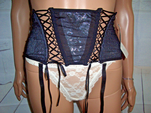 Kinga doro lauro - kinga, pin