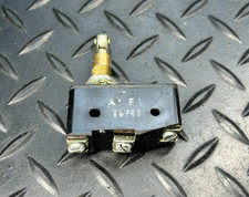 VEB Robotron Mikroschalter