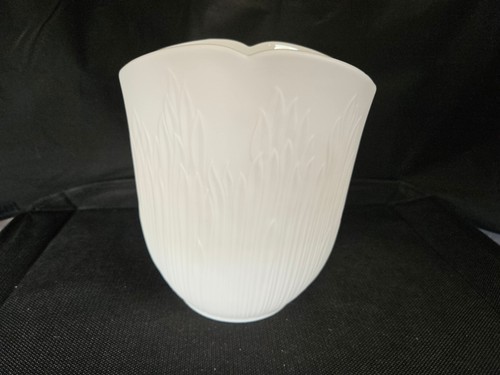 Vintage kaiser porzellan vase - porzellan,