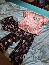 3 TEILIGER PIJAMA GR. M NEU
