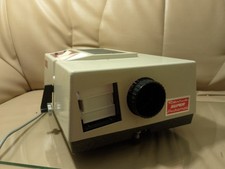 Revue Super Automat Diaprojektor SA 240 Automatisch per Knopfdruck  RARITÄT