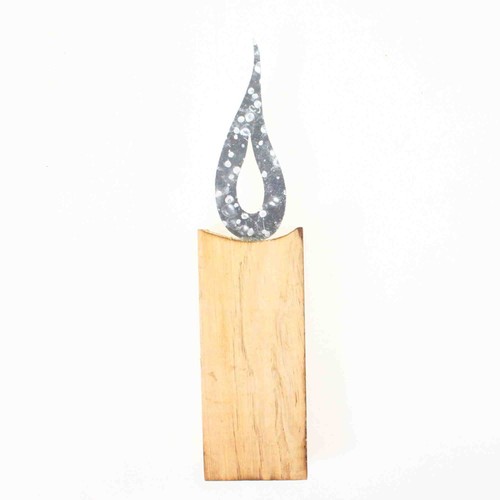 Holzkerze mit metallflamme - holzkerze,