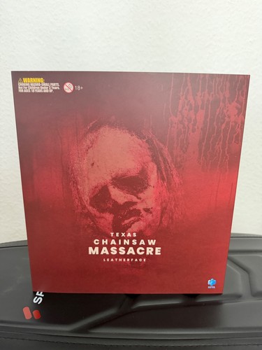 Leatherface scale hiya - scale,