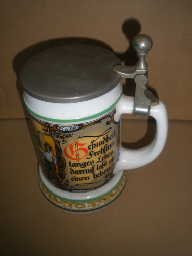 Alter bierkrug aus - alter, ton