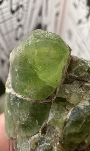 Peridot olivin kristall - peridot, /