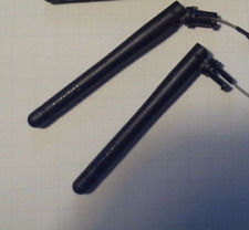 - zwei D-LINK WLAN Antennen -