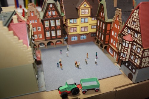 Angetriebener marktplatz für - angetriebener,
