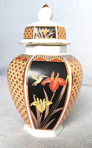 Wunderschöne deckel vase mit - wunderschöne, deckel-vase