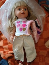Zuckersuesse Maedchenpuppe